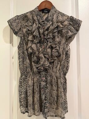 NWOT - Rosettes Animal Print Ruffle Blouse - Size PM (Fits like XS/S)